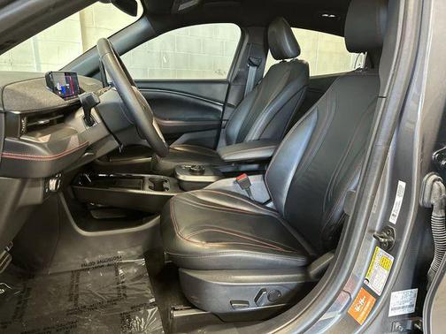 2021 Ford Mustang Mach-E Premium