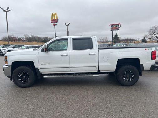 Summit White 2017 Chevrolet Silverado 2500 LTZ