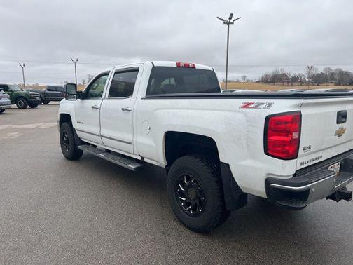 Summit White 2017 Chevrolet Silverado 2500 LTZ