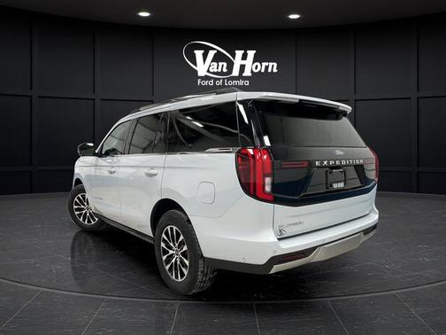 Silver Metallic 2025 Ford Expedition Platinum