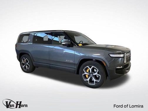 2023 Rivian R1S Adventure
