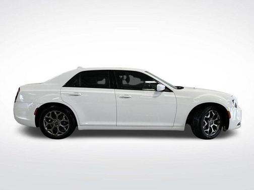 2017 Chrysler 300 S