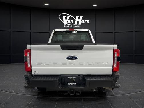 Oxford White 2024 Ford F-250 XL