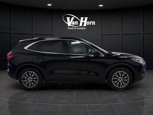 2023 Ford Escape PHEV SE