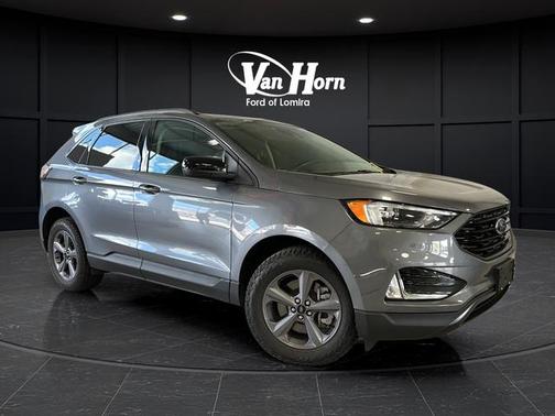 Carbonized Gray Metallic 2024 Ford Edge SEL
