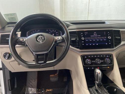 2019 Volkswagen Atlas 3.6L SEL Premium
