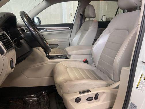 2019 Volkswagen Atlas 3.6L SEL Premium