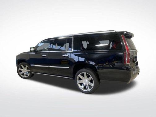 2018 Cadillac Escalade ESV Premium Luxury