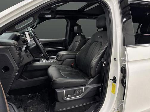 2022 Ford Expedition Max Platinum