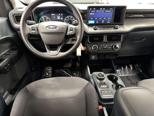 2024 Ford Maverick XL