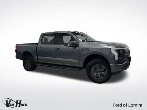 2022 Ford F-150 Lightning LARIAT