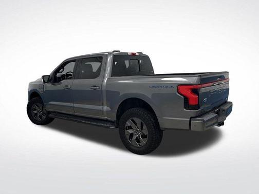 2022 Ford F-150 Lightning LARIAT