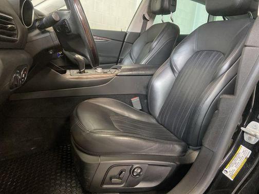 2017 Maserati Levante Base