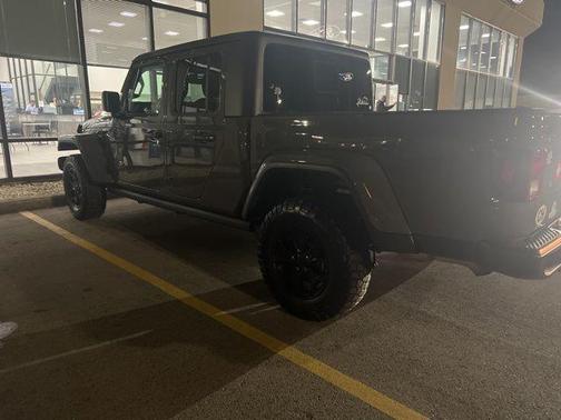 2022 Jeep Gladiator Willys 4x4