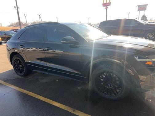 2020 Audi Q8 55 Premium