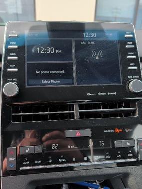 2022 Toyota Avalon XLE