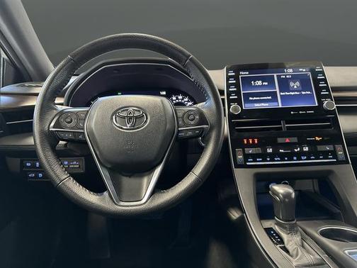 2022 Toyota Avalon XLE