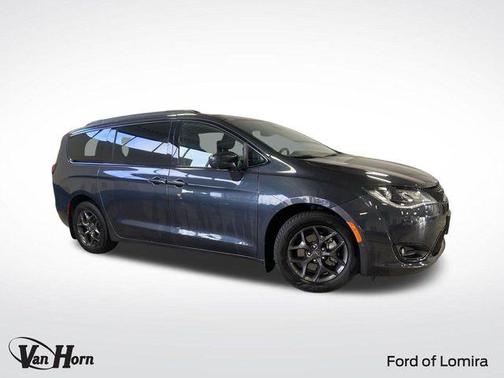 2020 Chrysler Pacifica Touring-L Plus