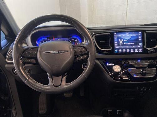 2020 Chrysler Pacifica Touring-L Plus