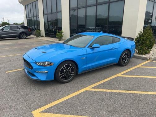 Grabber Blue Metallic 2022 Ford Mustang GT Premium