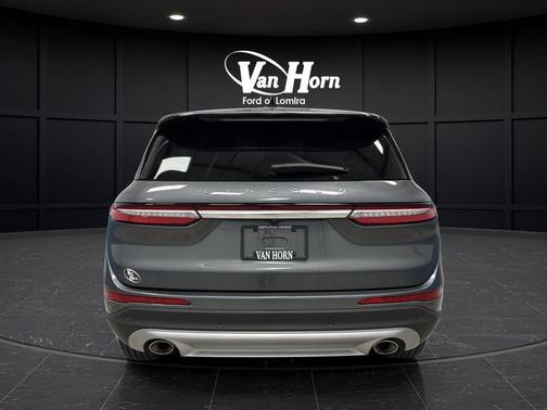 Asher Gray Metallic Clearcoat 2025 Lincoln Corsair Premiere