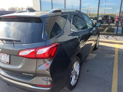 2020 Chevrolet Equinox Premier w/2LZ