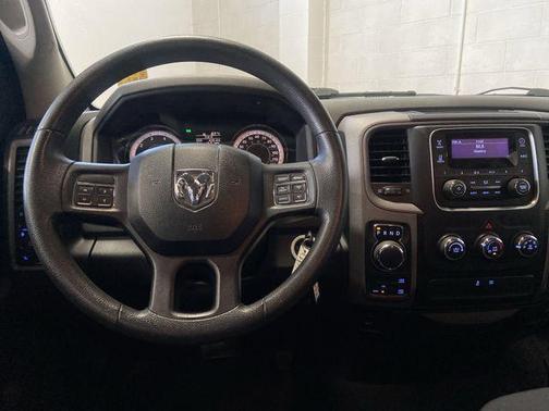 2016 RAM 1500 Tradesman/Express