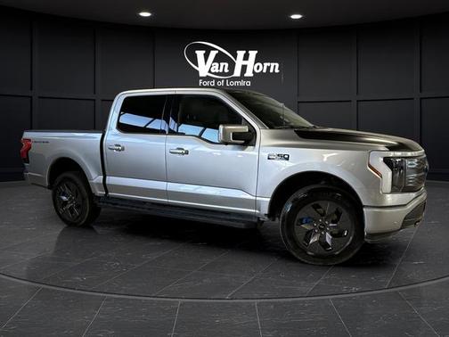 2024 Ford F-150 Lightning LARIAT