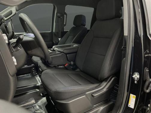 2024 GMC Sierra 2500 Pro