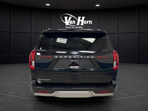 Agate Black Metallic 2025 Ford Expedition Platinum