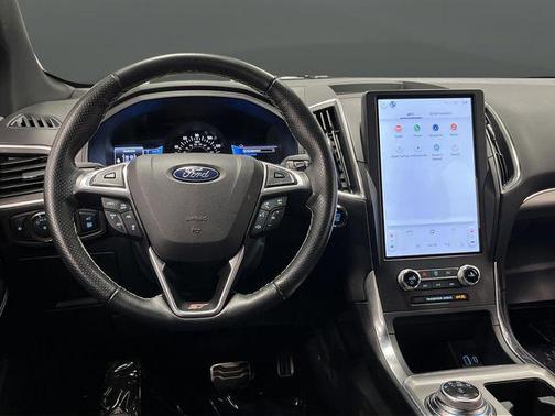 2024 Ford Edge ST