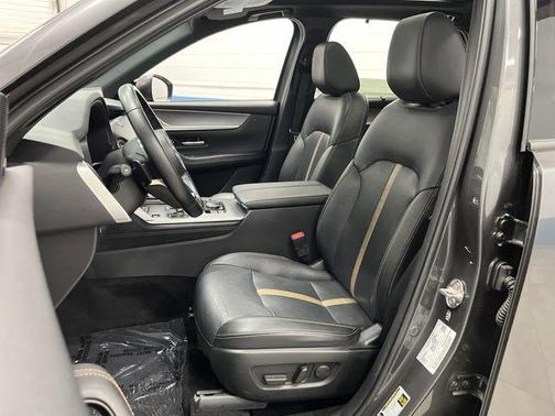 2024 Mazda CX-90 PHEV Premium Plus