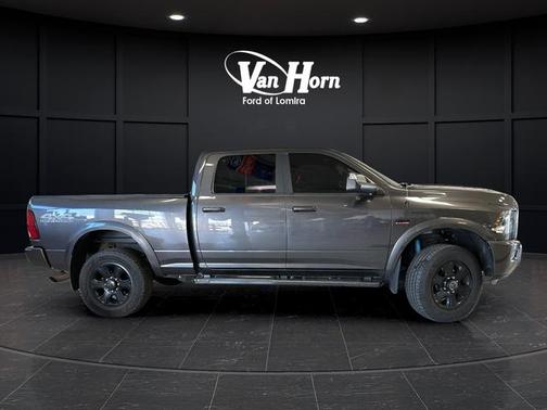 Granite Crystal Metallic Clearcoat 2018 RAM 2500 Big Horn Crew Cab 4x4 6'4' Box