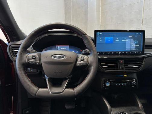 2025 Ford Escape ST-Line Elite