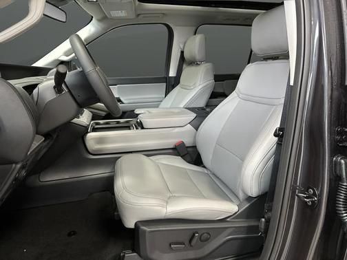 2025 Ford Expedition Max Active 4x4