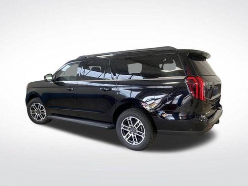 2025 Ford Expedition Max Active 4x4
