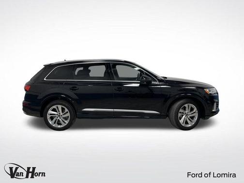 2022 Audi Q7 55 Premium Plus