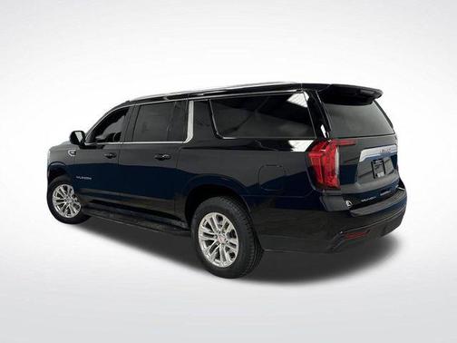 2024 GMC Yukon XL SLE