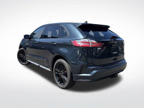 2022 Ford Edge ST Line