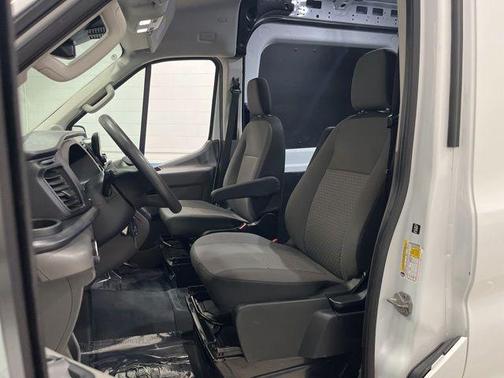 Oxford White 2024 Ford Transit-250 Base