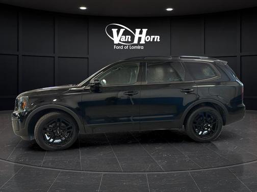 Ebony Black 2024 Kia Telluride SX X-Line
