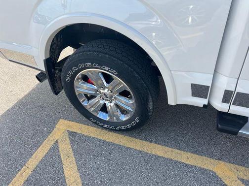 White Metallic 2020 Ford F-150 Lariat