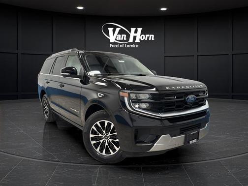 Agate Black Metallic 2025 Ford Expedition Platinum
