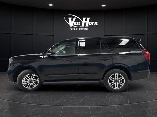 Agate Black Metallic 2025 Ford Expedition Active