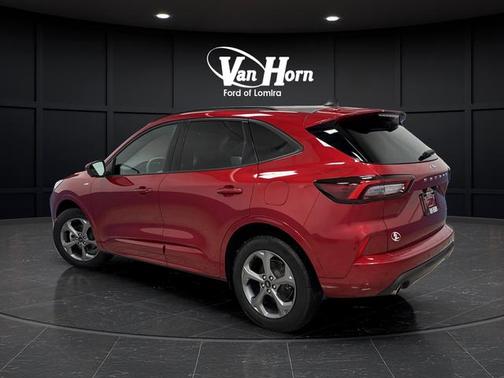 2024 Ford Escape ST-Line Select