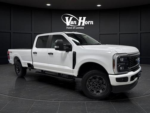 Oxford White 2024 Ford F-250 XL