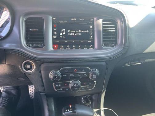 Go Mango 2023 Dodge Charger GT