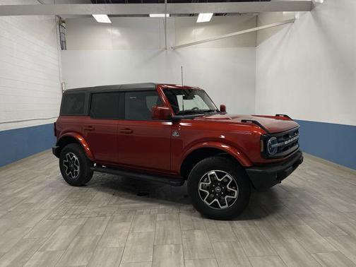2023 Ford Bronco Outer Banks