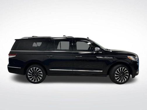 2024 Lincoln Navigator Black Label