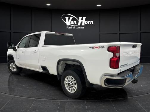 Summit White 2024 Chevrolet Silverado 2500 LT